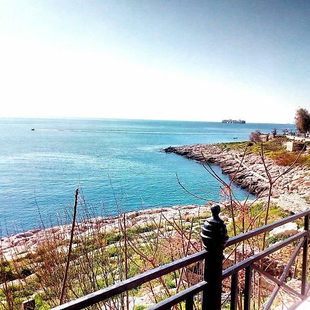 Φωτεινό Διαμέρισμα Πειραιας Piraeus Ngoại thất bức ảnh